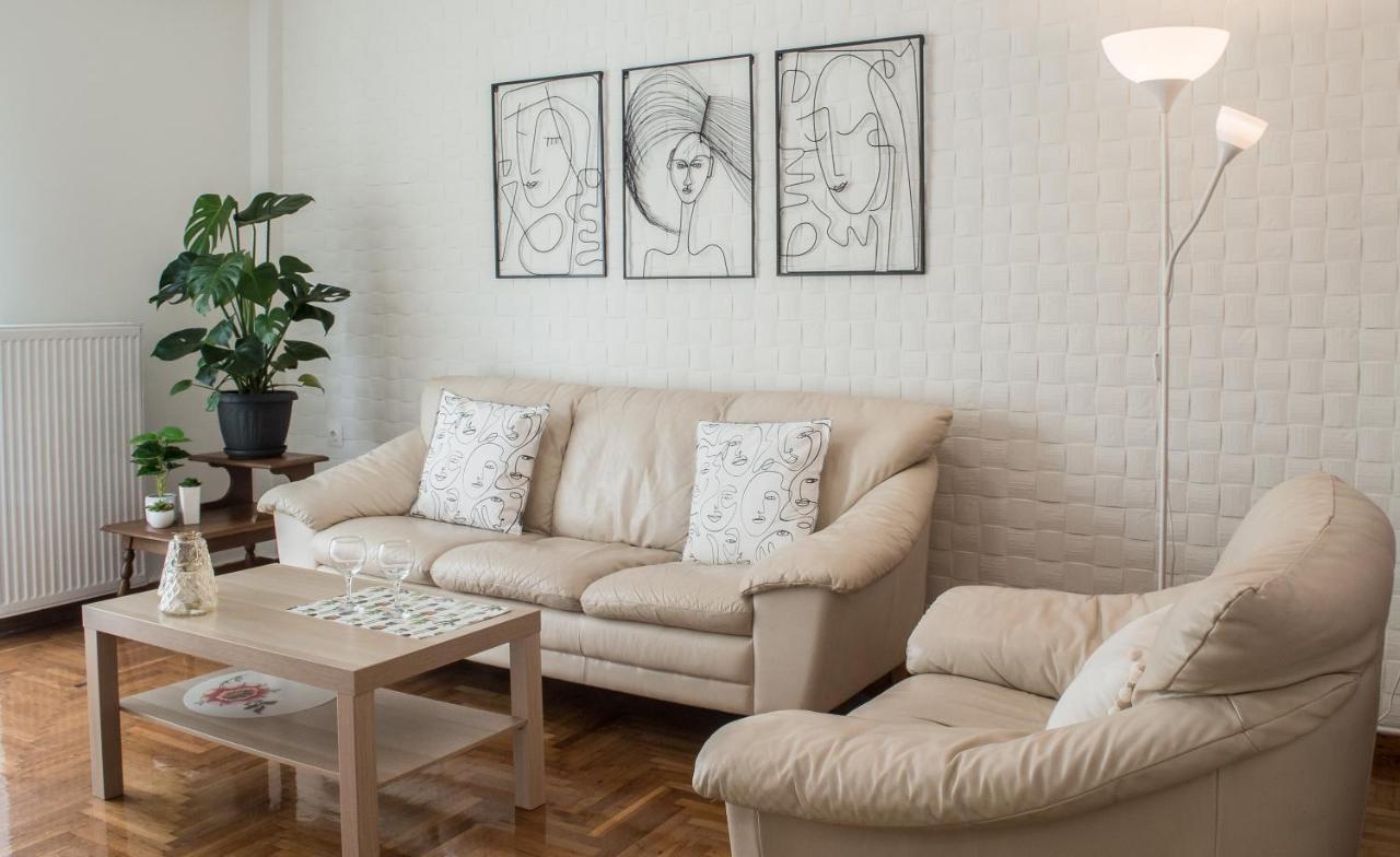 Meros - Athenian Residencies Bagian luar foto