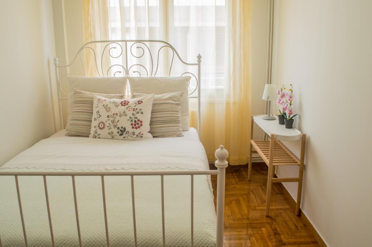Meros - Athenian Residencies Bagian luar foto